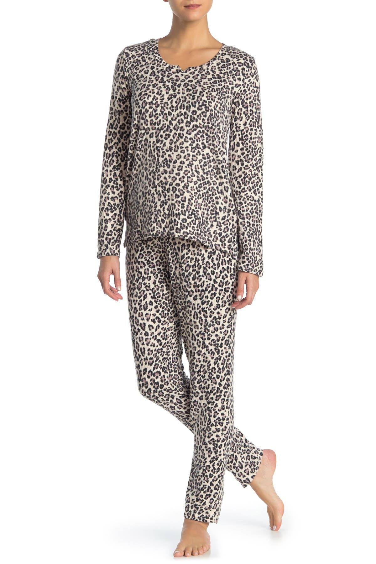 tahari nightwear