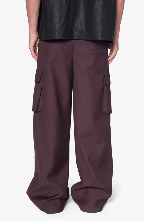 Mnml Baggy Cargo Pants In Burgundy