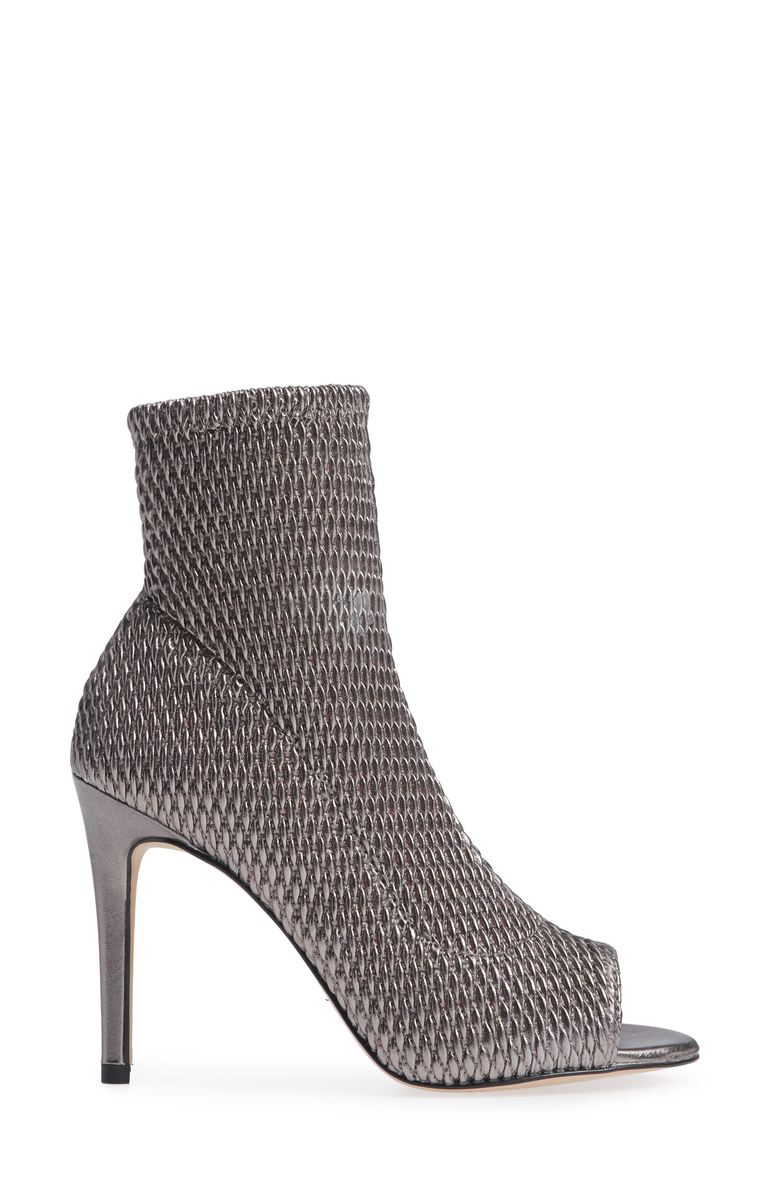 bcbg jane bootie