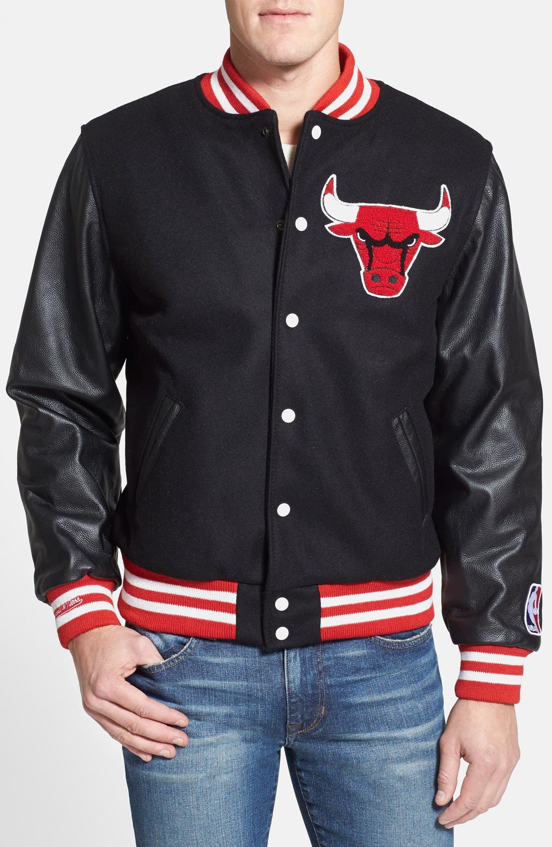 mitchell ness bulls jacket