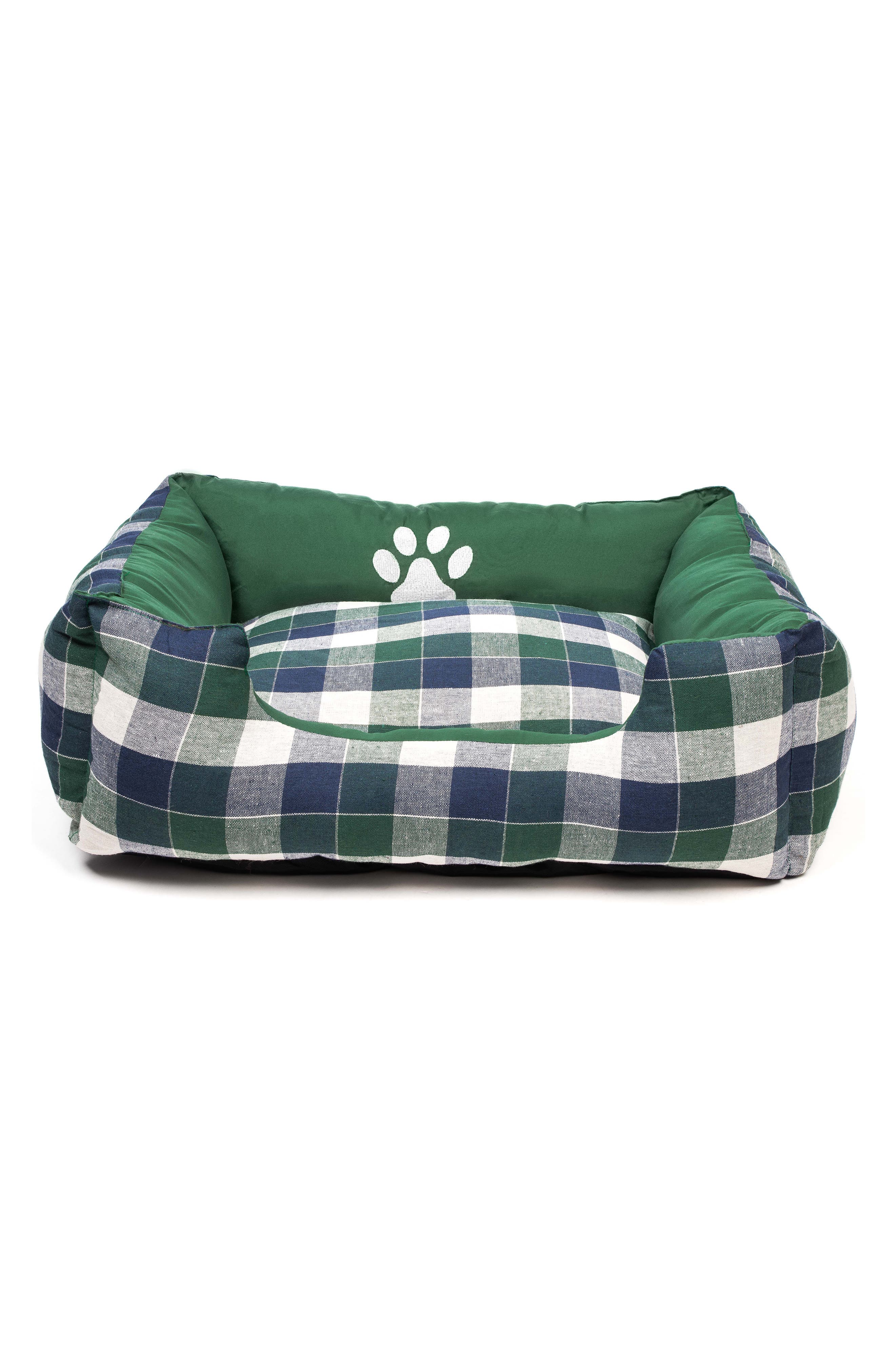 Duck River Textile Hasley Square Pet Bed In Green