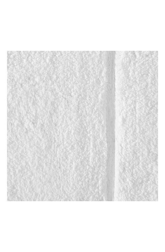 Calvin Klein Essence 2-piece Tufted Bath Mat Set In White