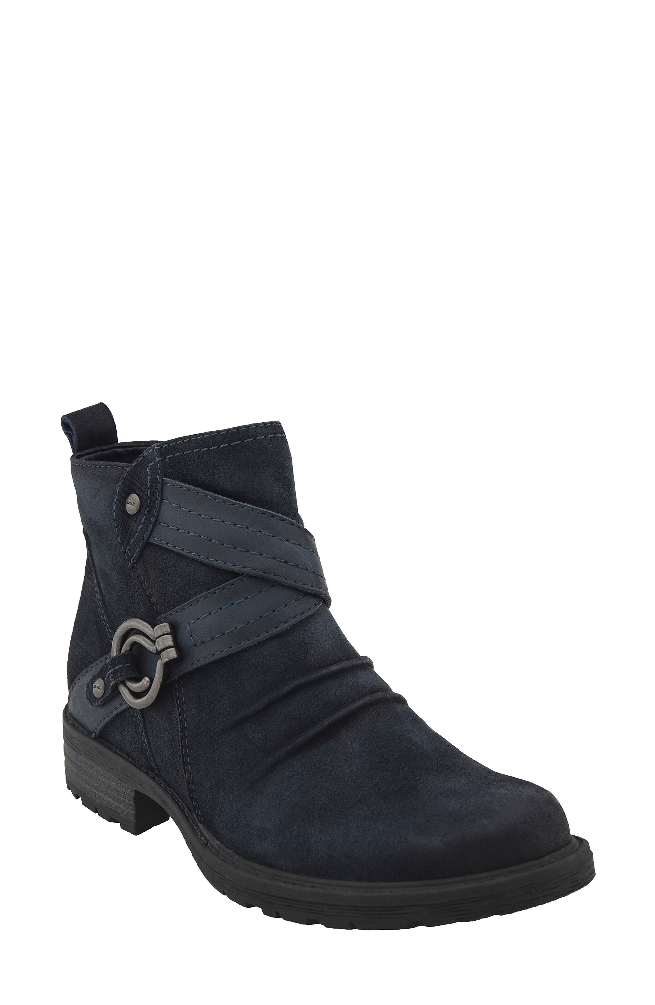 earth laurel bootie