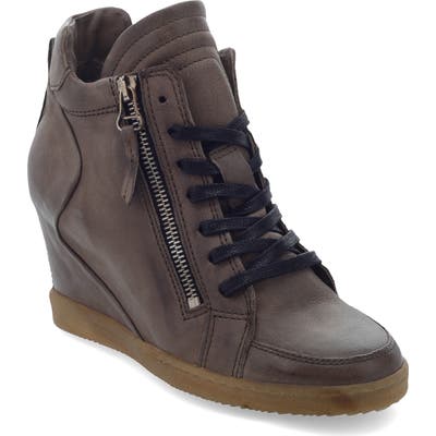 Miz Mooz Adela Wedge Bootie, Beige
