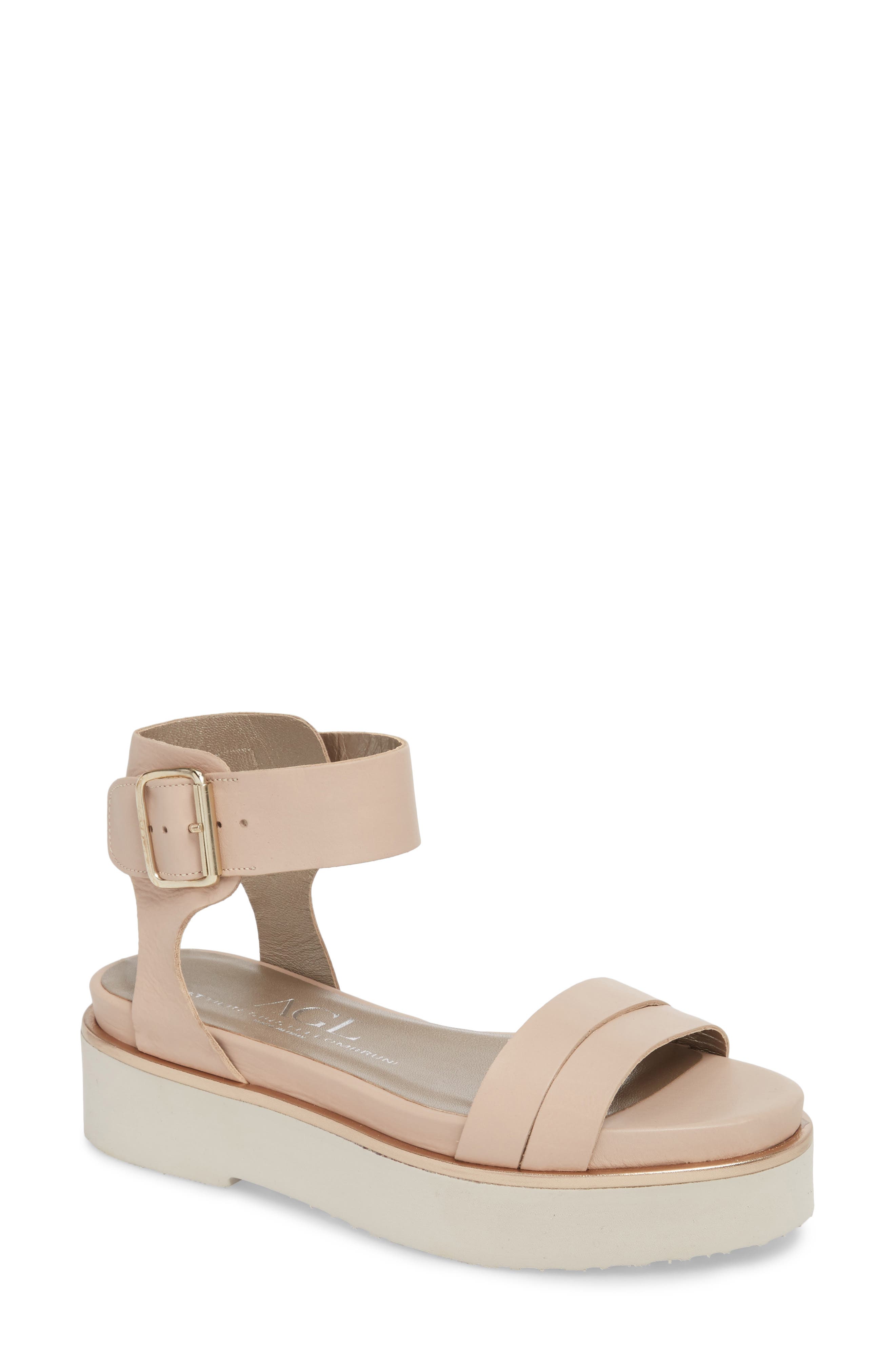 quarter strap platform sandal