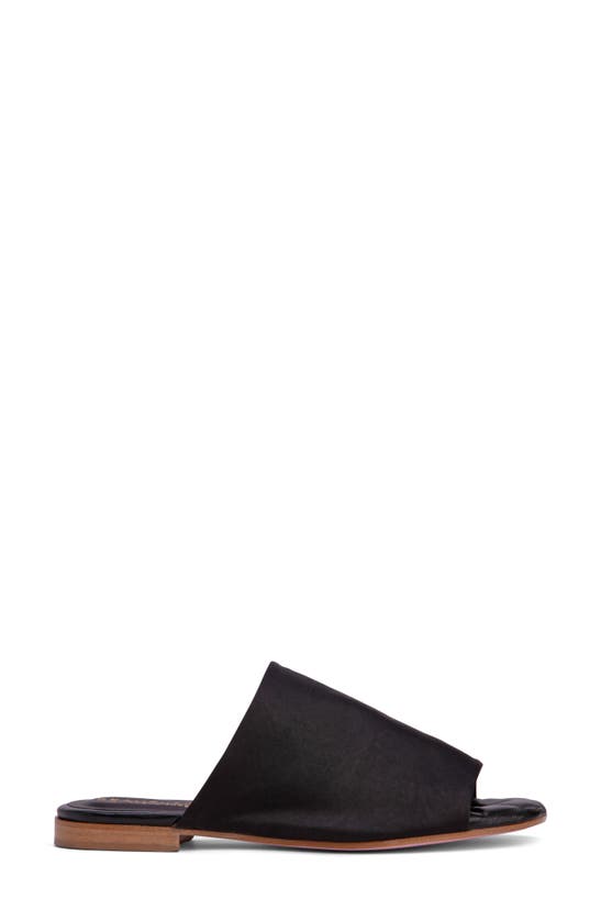 Beautiisoles April Slide Sandal In Black