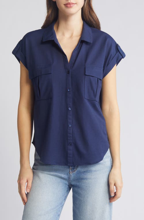 Utility Short Sleeve Button-Up Shirt in Navy