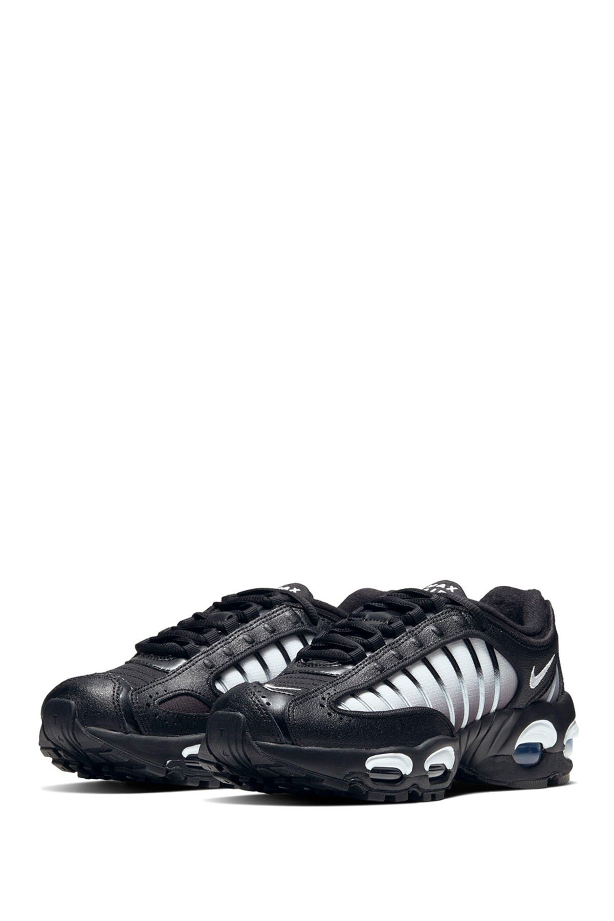 nordstrom nike tailwind