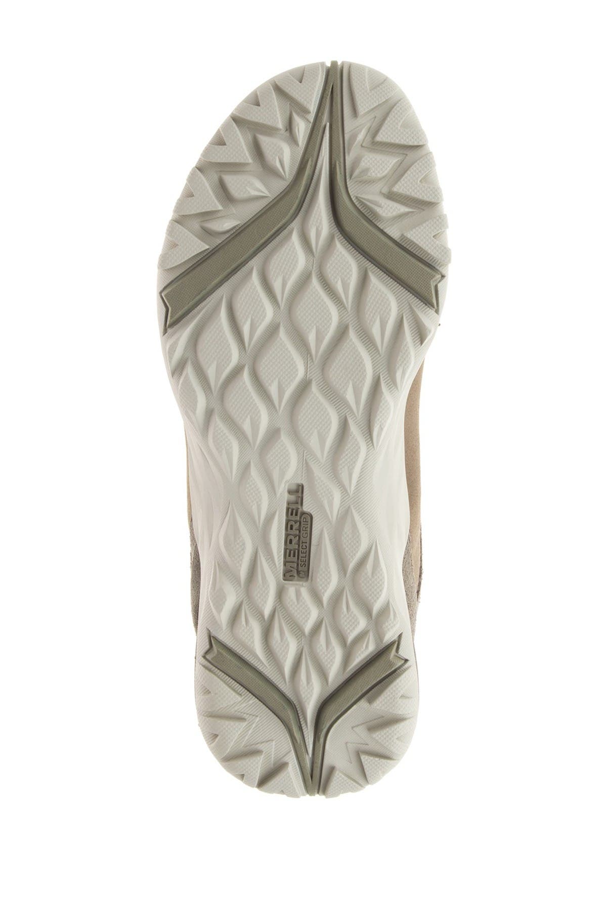 merrell traveller q2