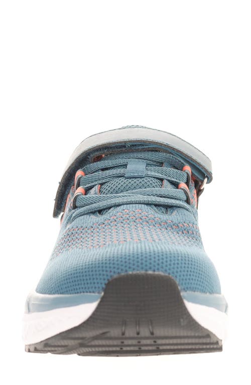 Propét Ultra Fx Walking Sneaker In Teal/coral