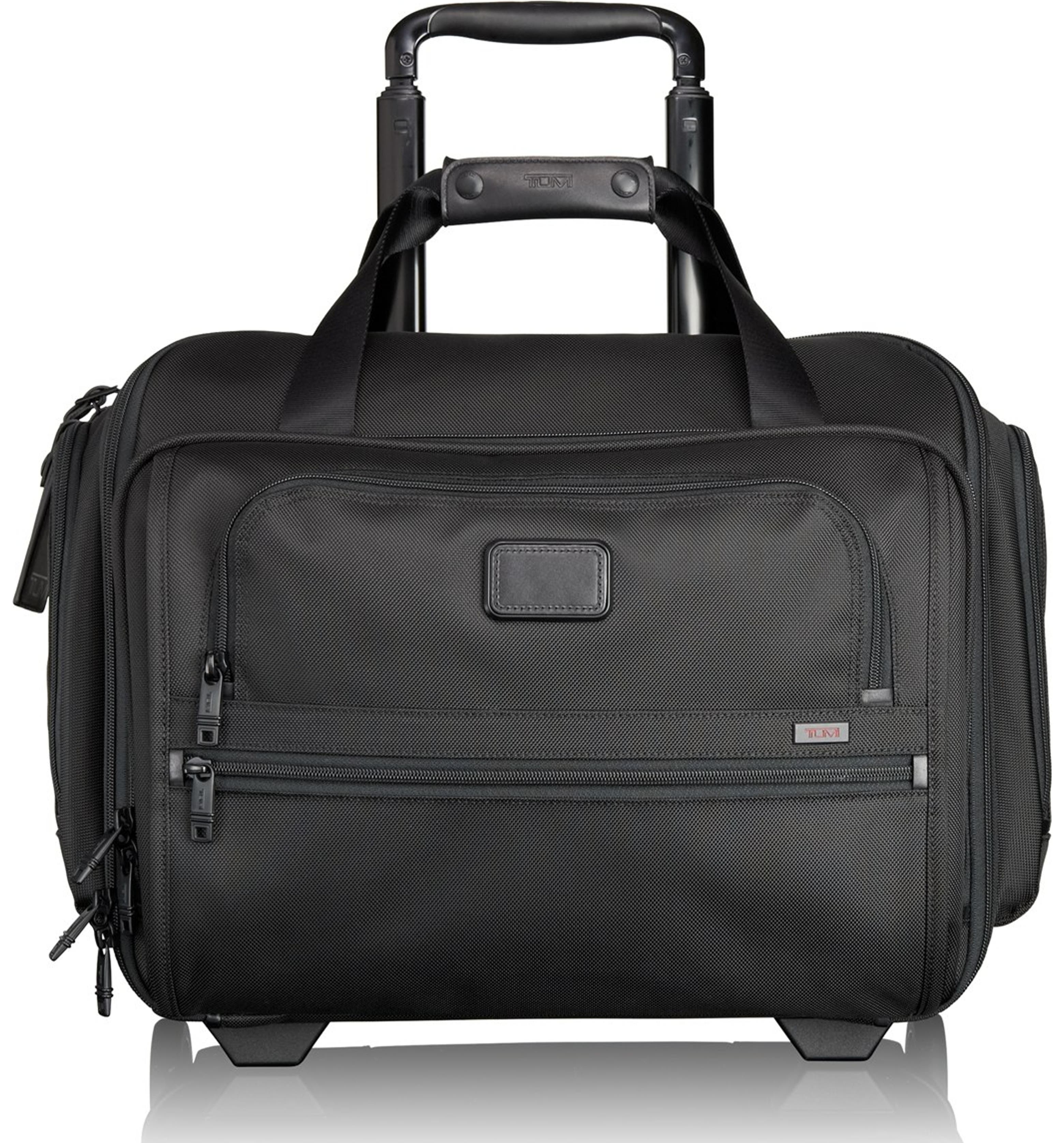 tumi travel bags with wheels