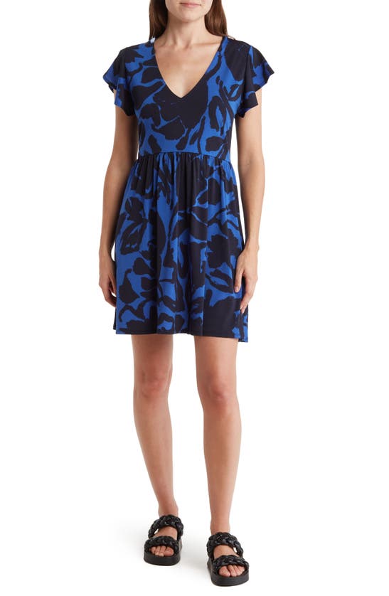 Abound Flutter Sleeve Trapeze Dress In Navy Rose Floral