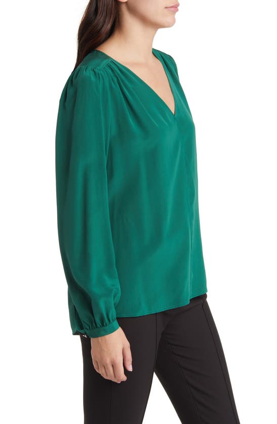 Hugo Boss V-neck Regular-fit Blouse In Washed Silk In Neplica