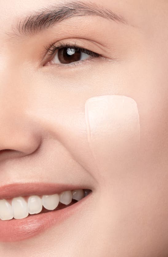 Chantecaille Just Skin Tinted Moisturizer Spf 15 In Opaline