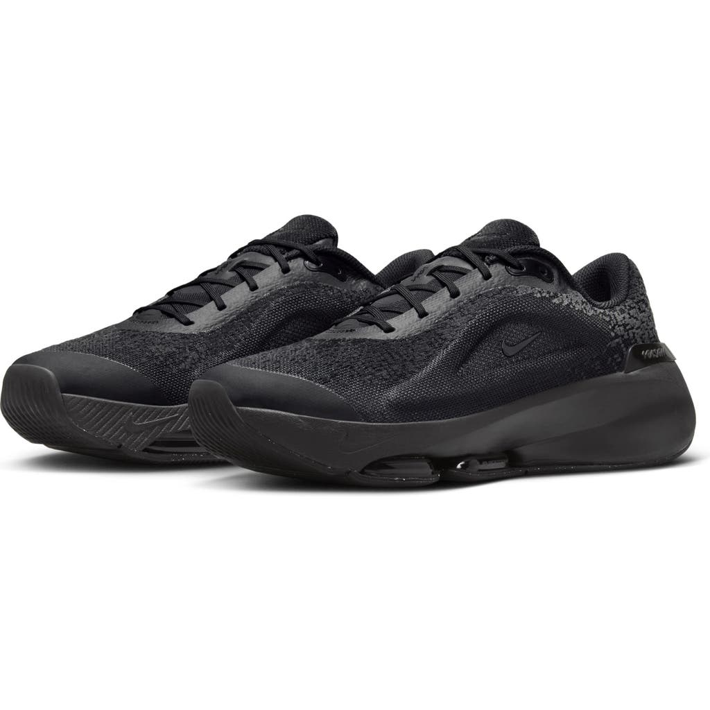 Nike Versair Training Shoe In Black