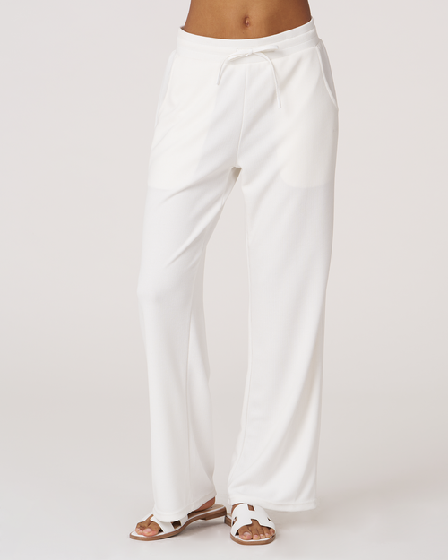 Rebody Active Retreat Waffle Wide Leg Pant 30" In White