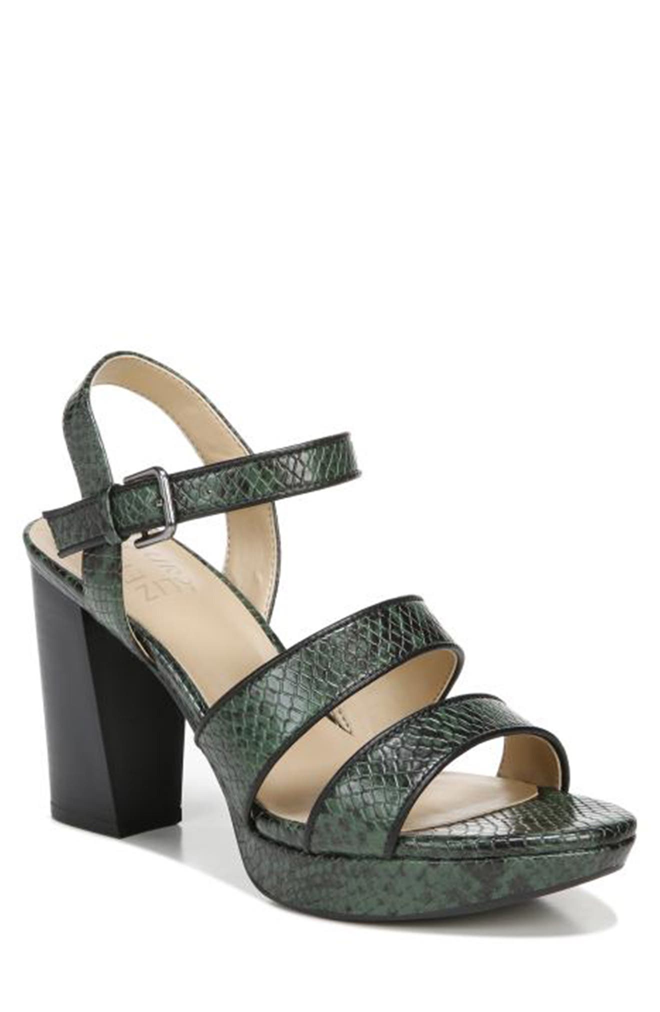 naturalizer black heels