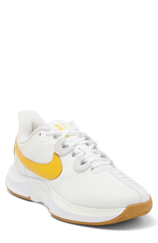 Nike Air Zoom Gp Turbo Hard Court Tennis Shoe In Summit White/ Gold