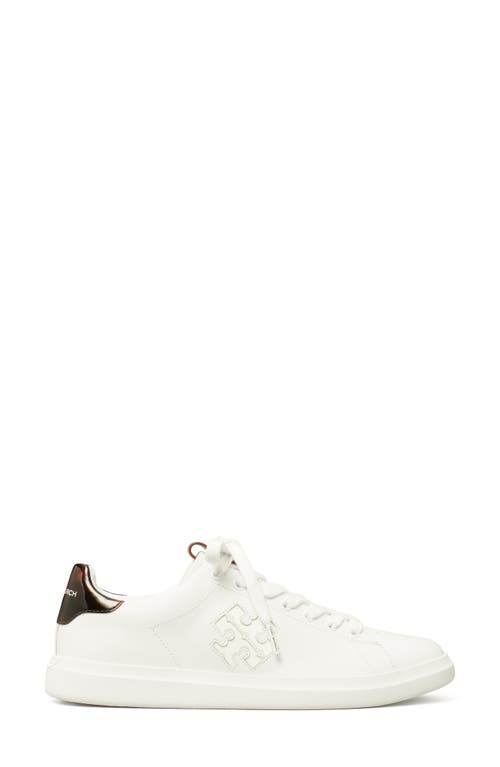 Tory Burch Double T Howell Court Sneaker In Titanium White / Creta