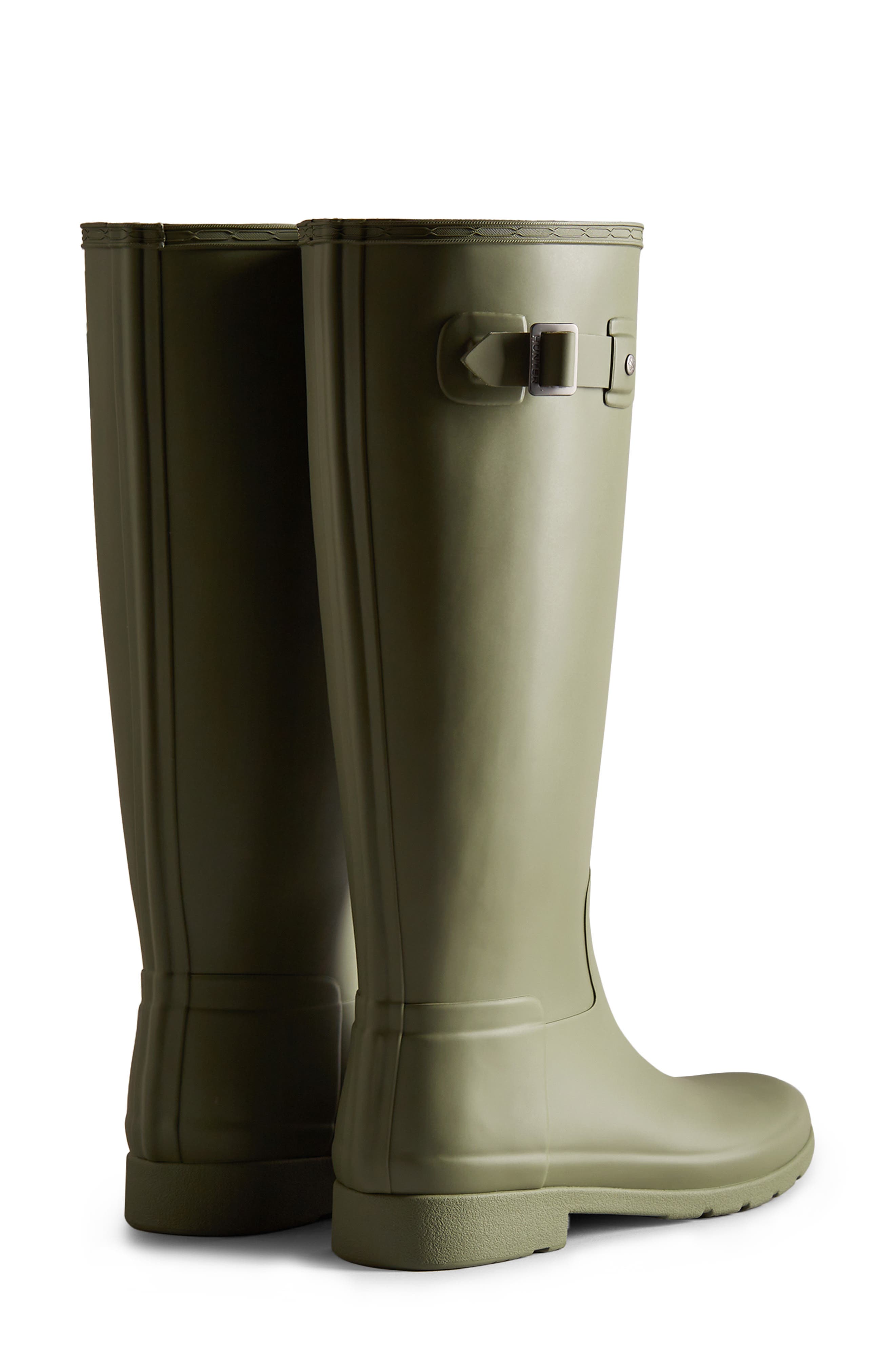 Hunter Original Refined Rain Boot in Soft Sand | Smart Closet