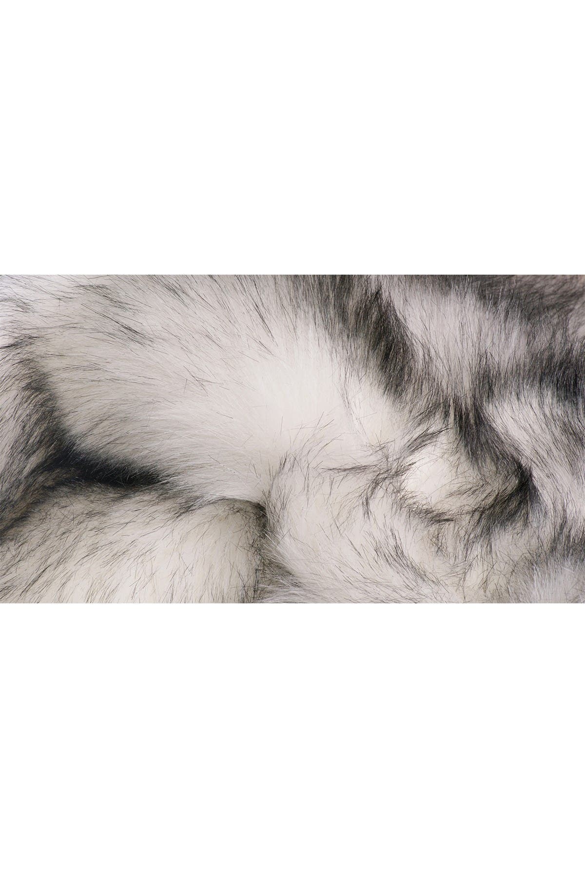 Luxe Gordon Faux Fur Rug In Grey