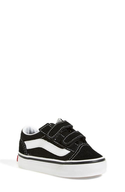 Vans Old Skool V Sneaker In Black/true White