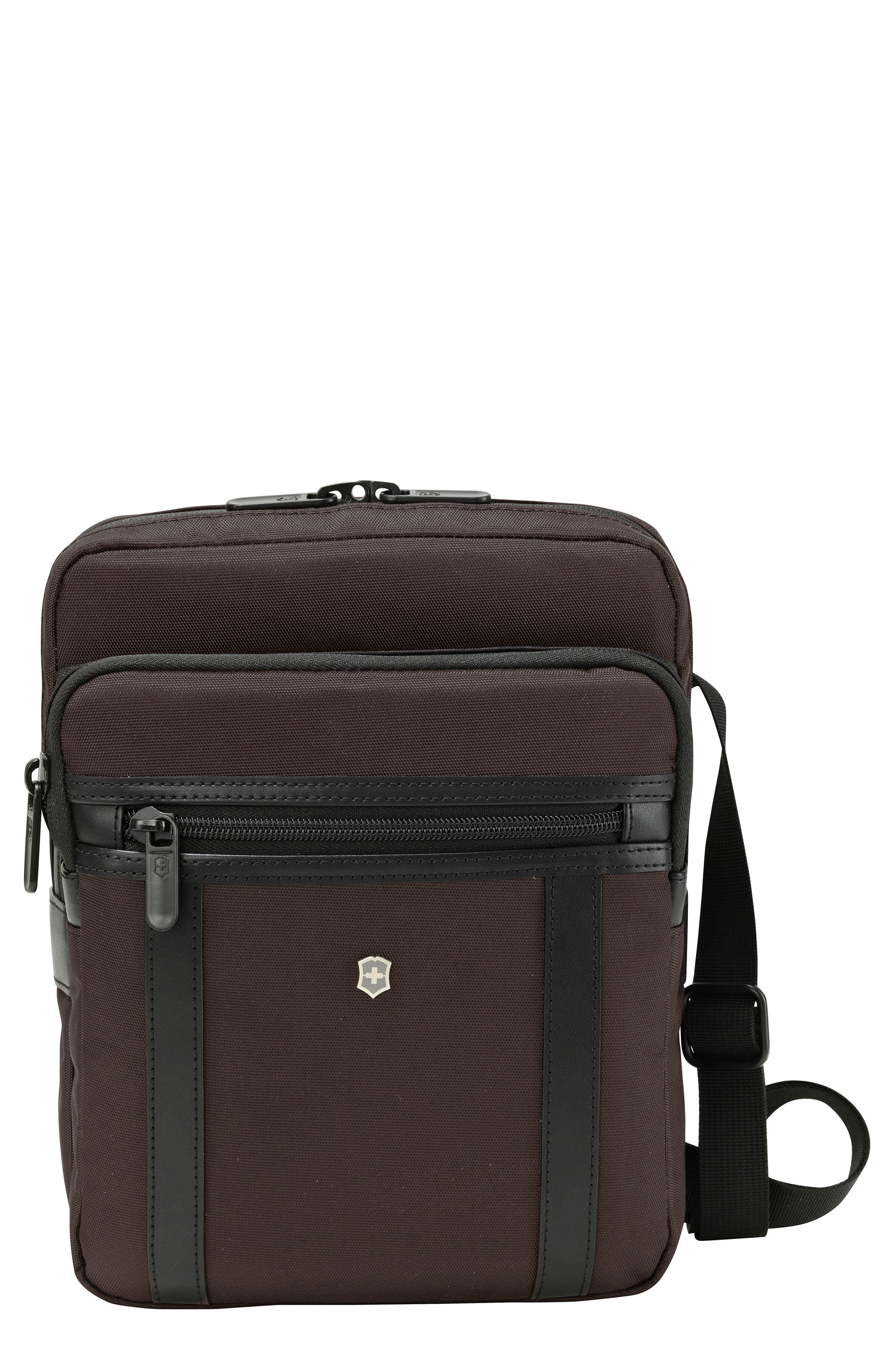 victorinox travel pouch