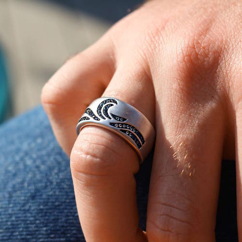 Luvmyjewelry Surf Up Sterling Sapphire & Topaz Silver Band Men Ring In Silver