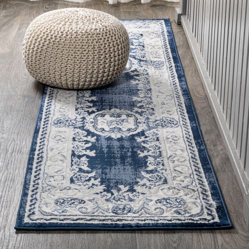 Jonathan Y Rosalia Cottage Medallion Area Rug In Ivory/navy