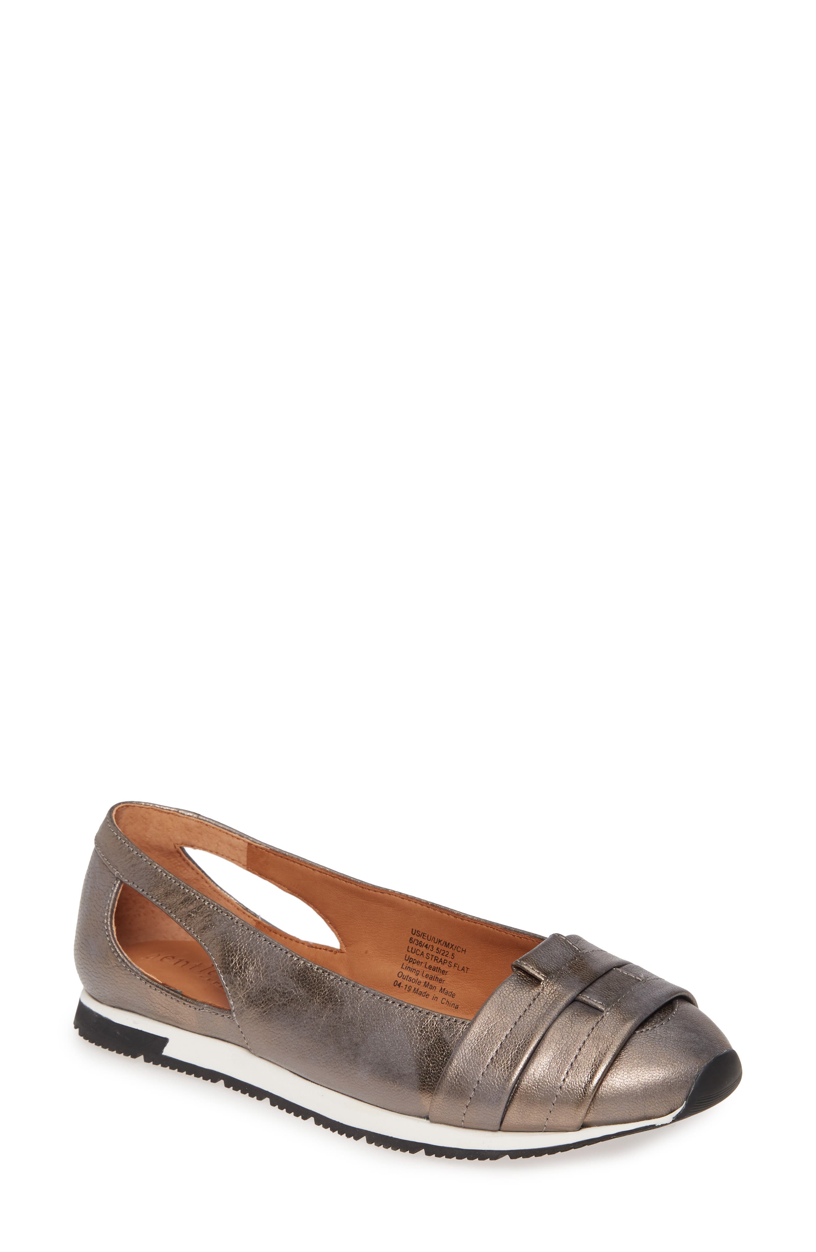 Gentle Souls By Kenneth Cole Luca Flat, Metallic