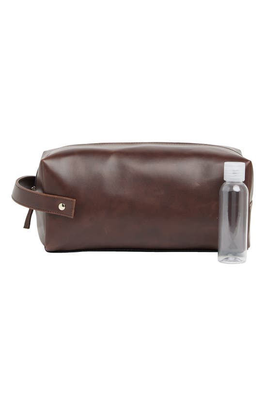 Original Penguin Modern Zip Dopp Case In Brown