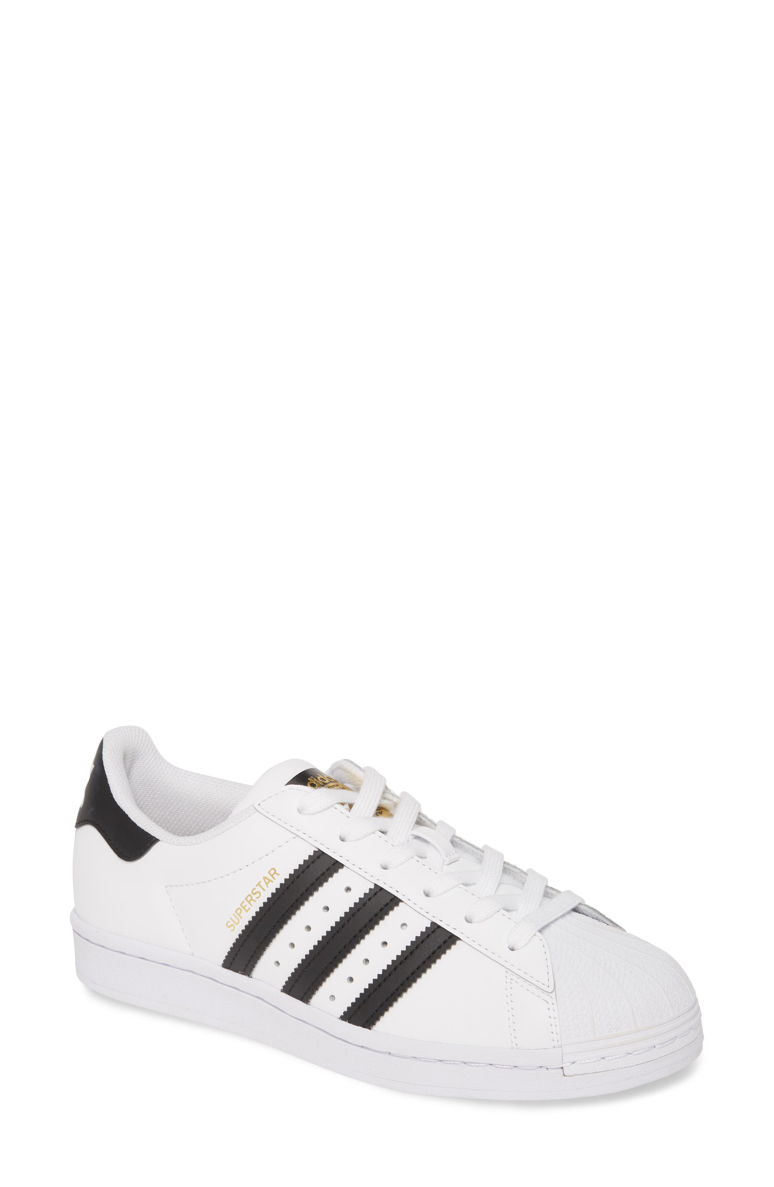 adidas black and white superstar