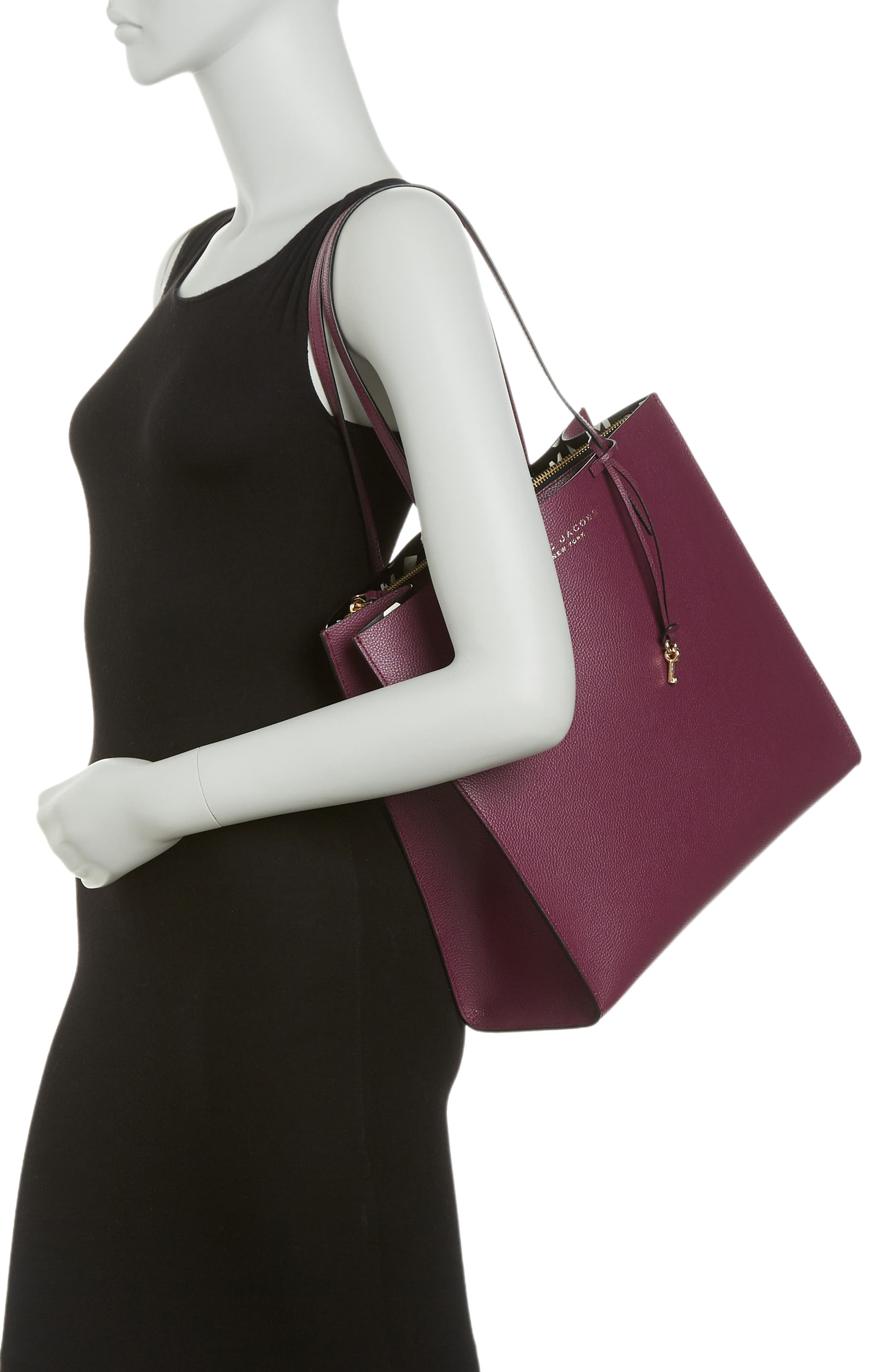 Marc Jacobs The Grind Tote In Deep Purple