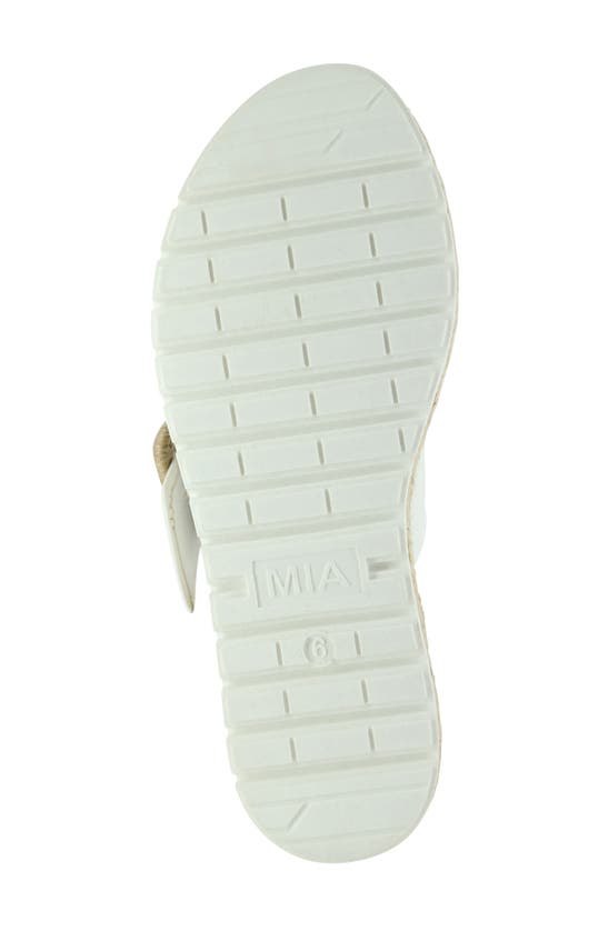 Mia Kenzy Womens Faux Leather Slip On Slide Sandals In White