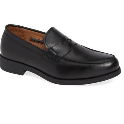 Vince Camuto Nait Penny Loafer
