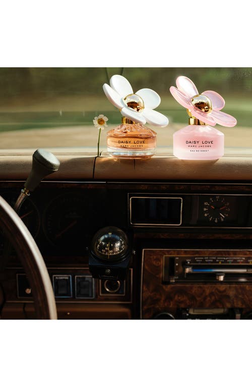 Marc Jacobs Daisy Love Eau De Toilette Pen Spray In No Color