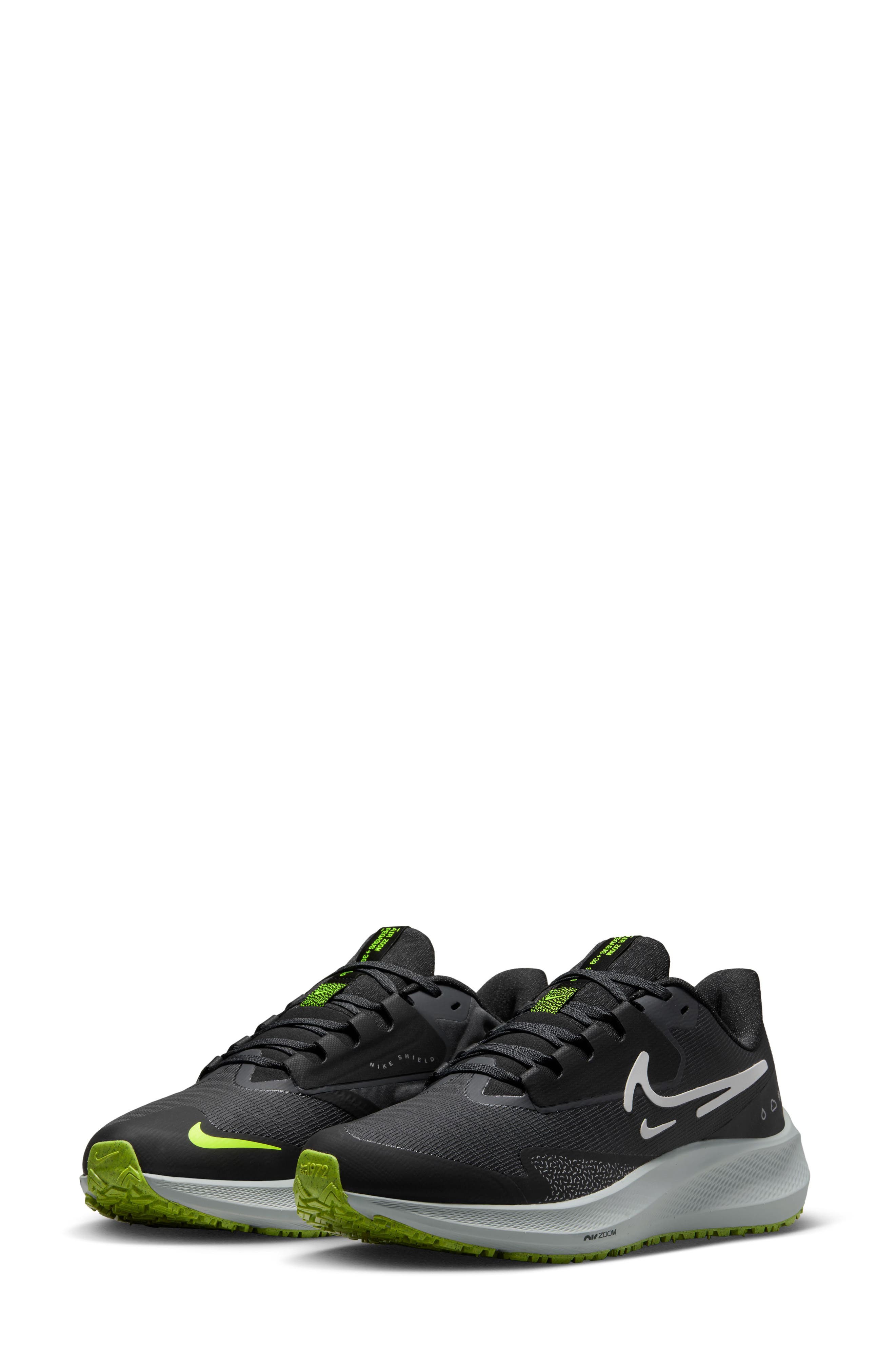 football trainers nike mercurial