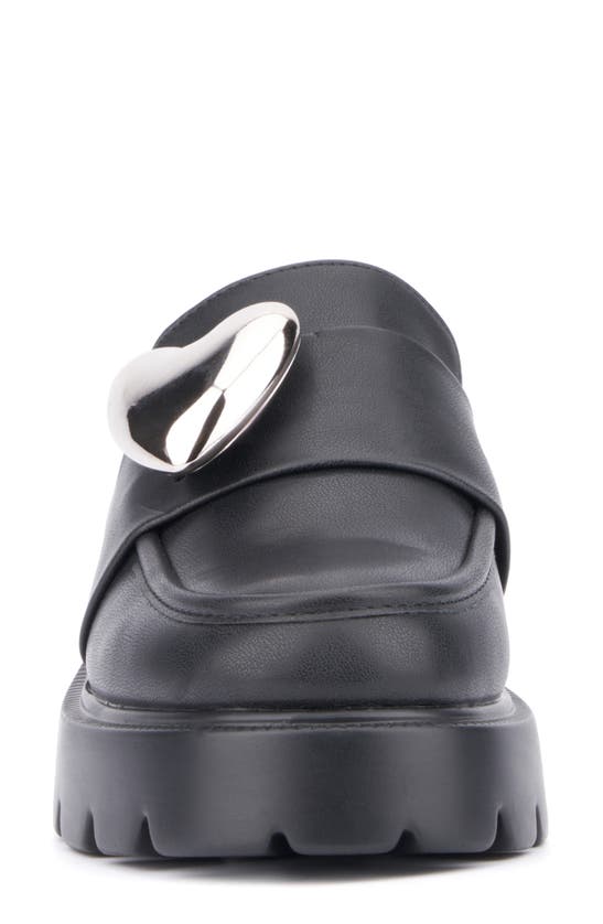 Olivia Miller Heartless Lugged Platform Mule In Black