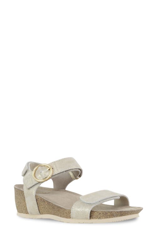 Munro Sintra Wedge Sandal In Neutral