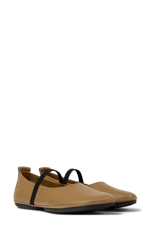 Camper Right Nina Flat Medium Brown at Nordstrom,