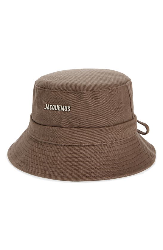 Jacquemus Le Bob Gadjo Bucket Hat In Brown