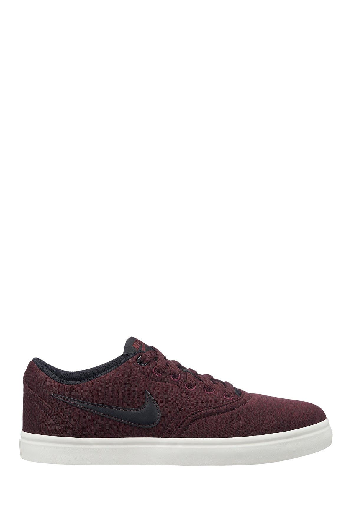nike check canvas skateboarding sneaker