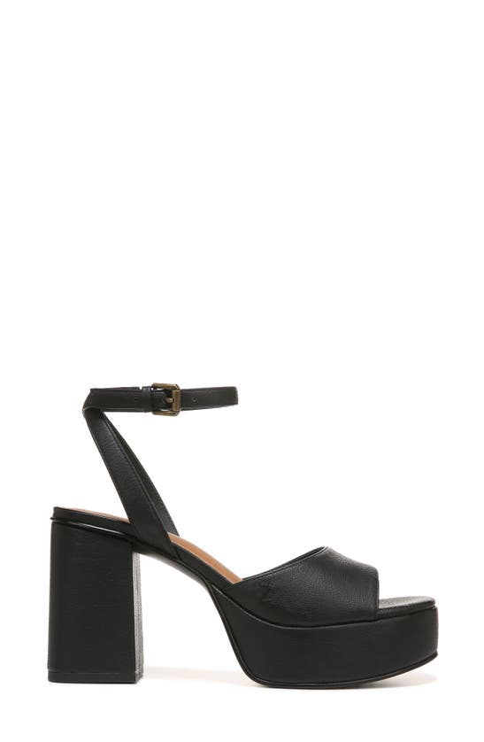 Zodiac Priya Ankle Strap Platform Sandal In Black | ModeSens