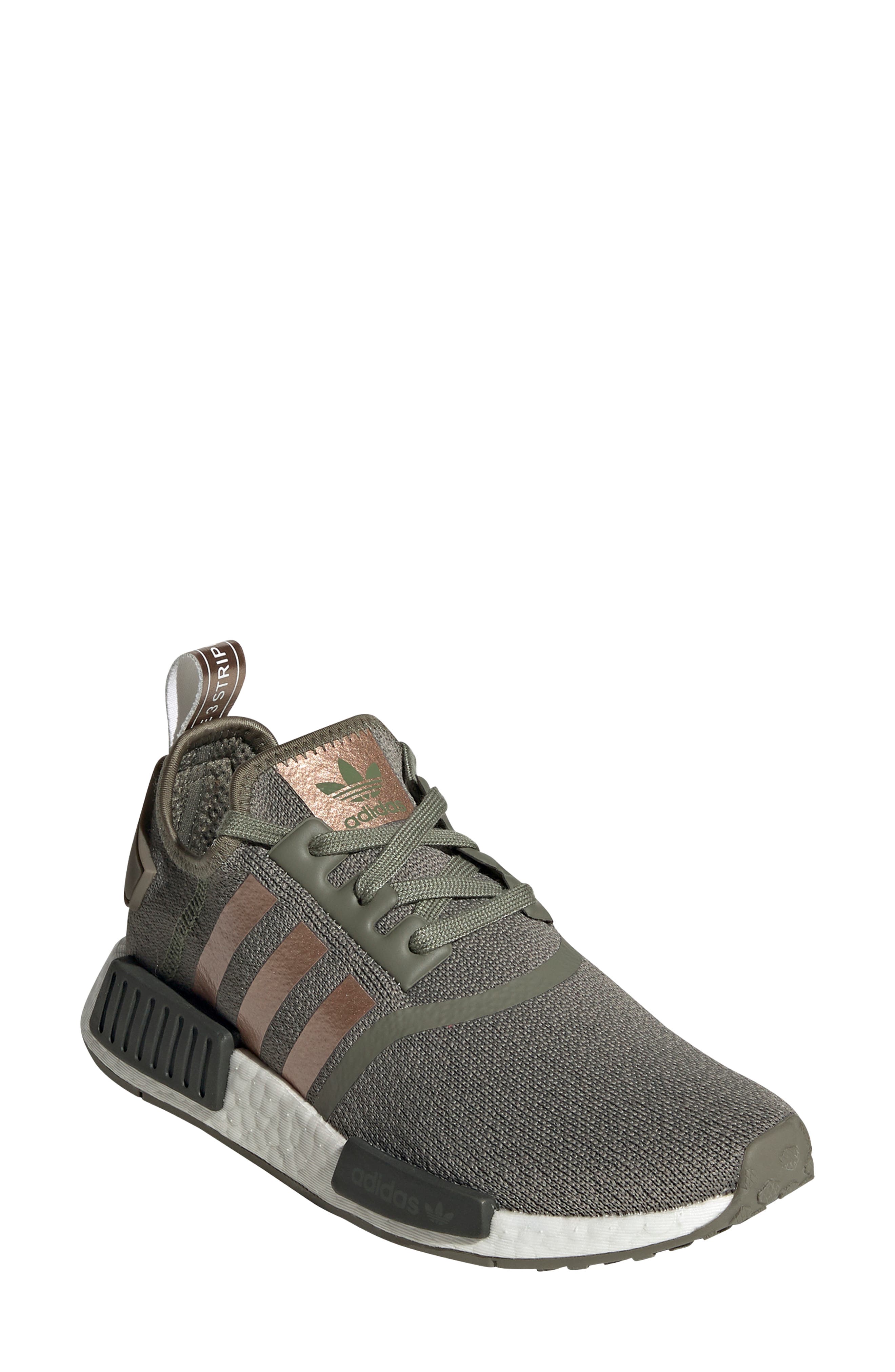 kalv Ulykke lindring Adidas Originals Nmd R1 Sneaker In Legacy Green/ Copper/ Earth | ModeSens