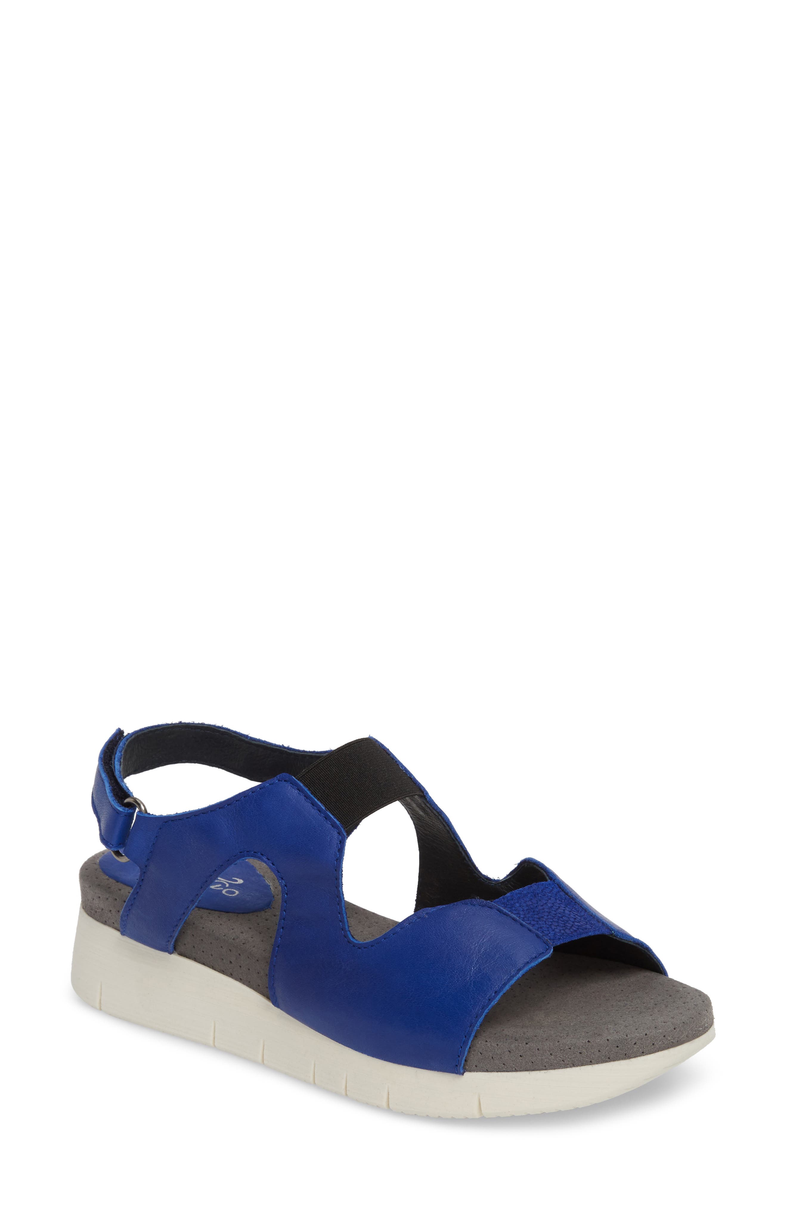 Bos. & Co. Pori Sandal - Blue