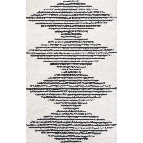 Jonathan Y Elm Diamond Stripe Geometric Shag Area Rug In White/gray