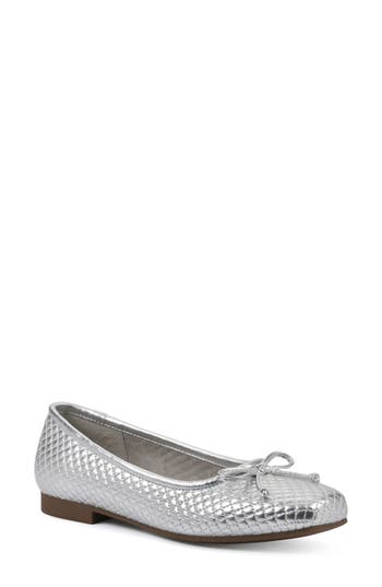 Cliffs By White Mountain Bessy Ballet Flat In Silver/metallic/smooth