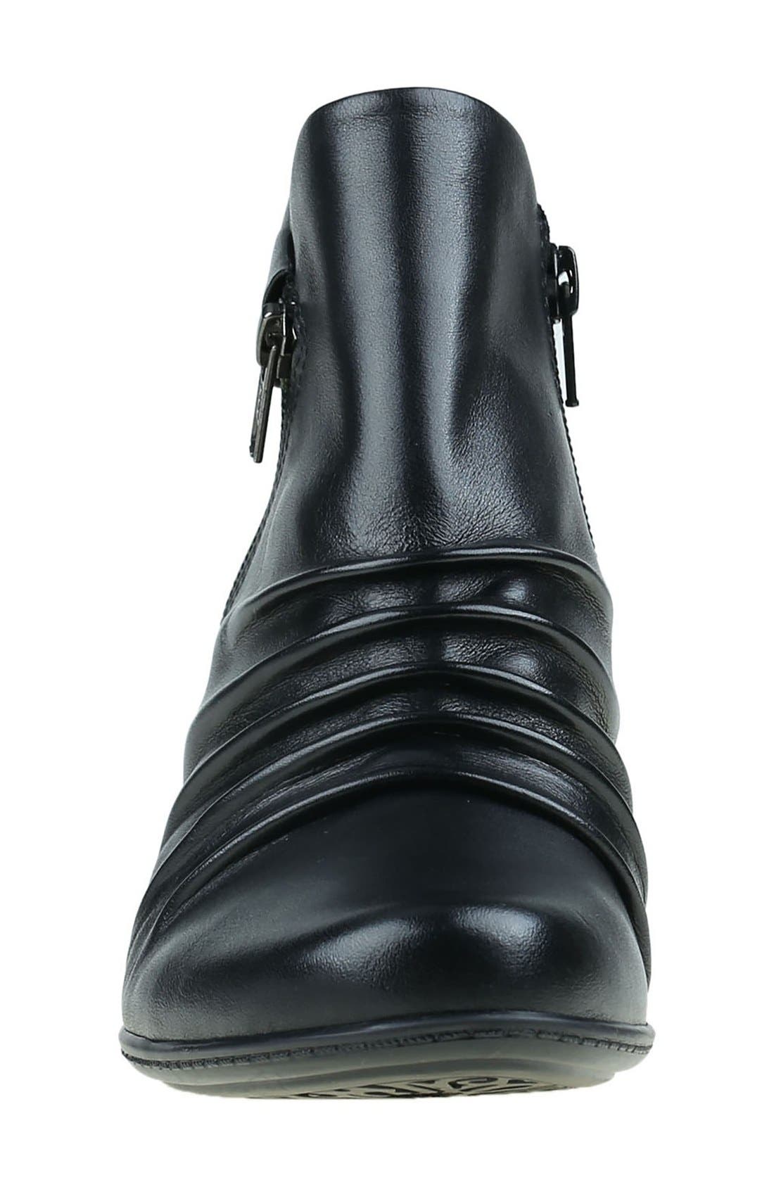 earth pegasus bootie