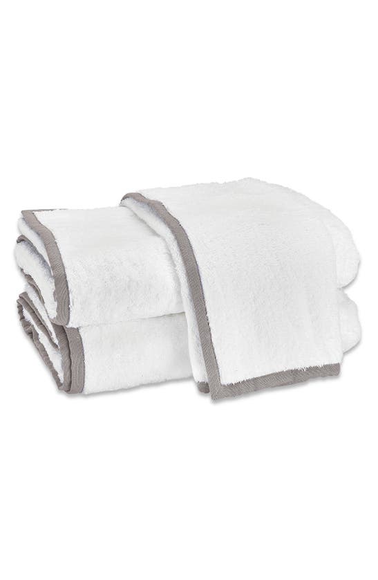 Matouk Enzo Guest Towels In Grey