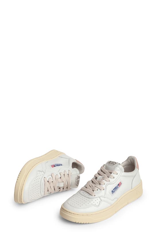 Autry Sneakers In White/pink
